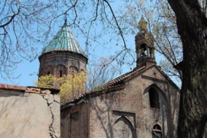 Вследствие пожара обрушилась одна из колонн церкви сурб Ншан в Тбилиси
