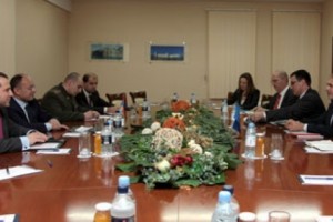 Նախարարն ու Եմ ներկայացուցիչը քննարկել են ԼՂ խնդրի եւ համագործակցության 
հարցեր